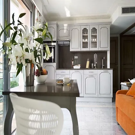 Villa Romana Frejus Aparthotel