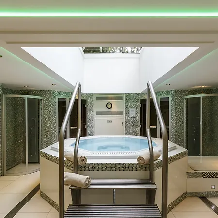 Romana Lejlighedshotel Fréjus
