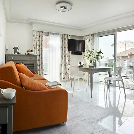 Villa Romana Frejus 3*